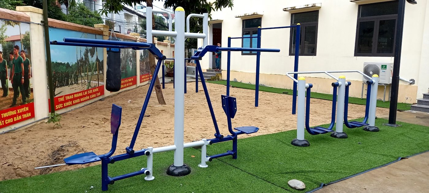 Lắp đặt dụng cụ thể thao ngoài trời tại Đà Nẵng